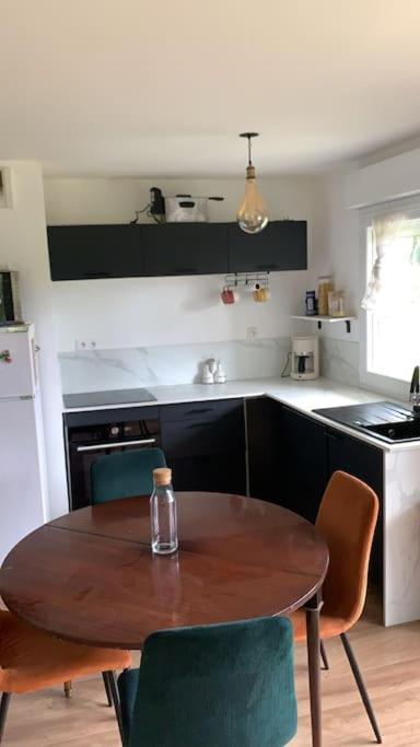 Appartement Lumineux De 60M2 Guer Ngoại thất bức ảnh